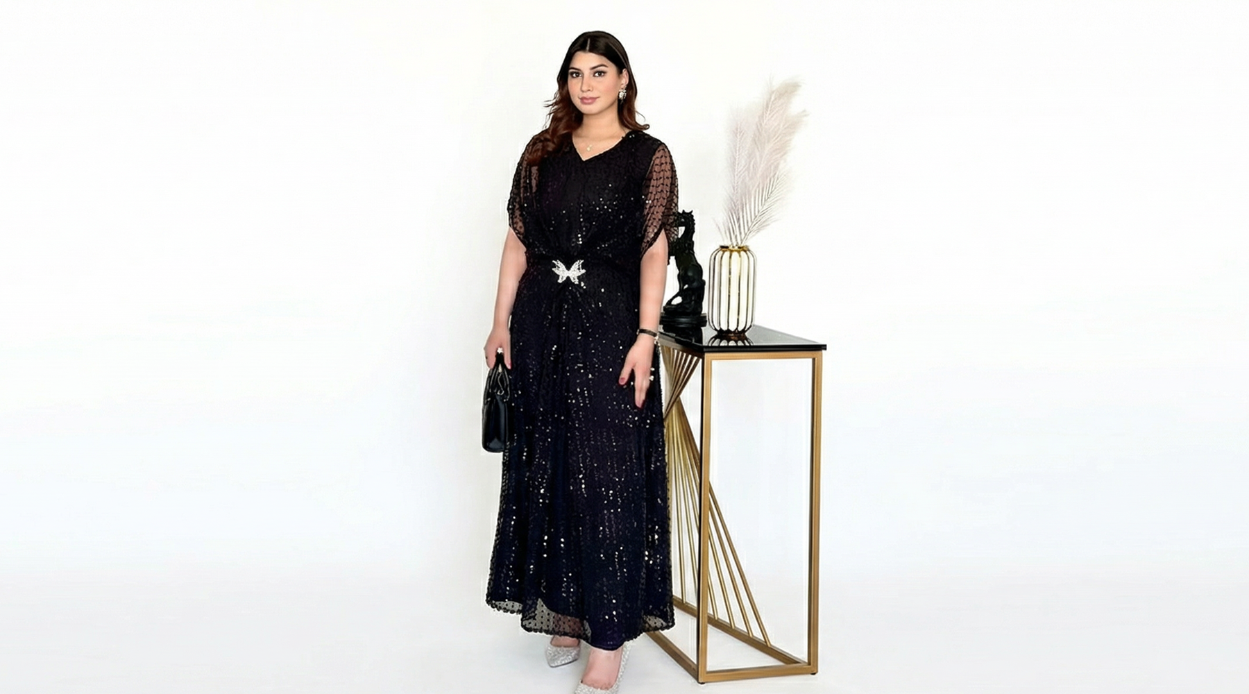 Kaftan Dresses in Pakistan: Complete Guide to Styles, Trends & Buying Tips (2026)