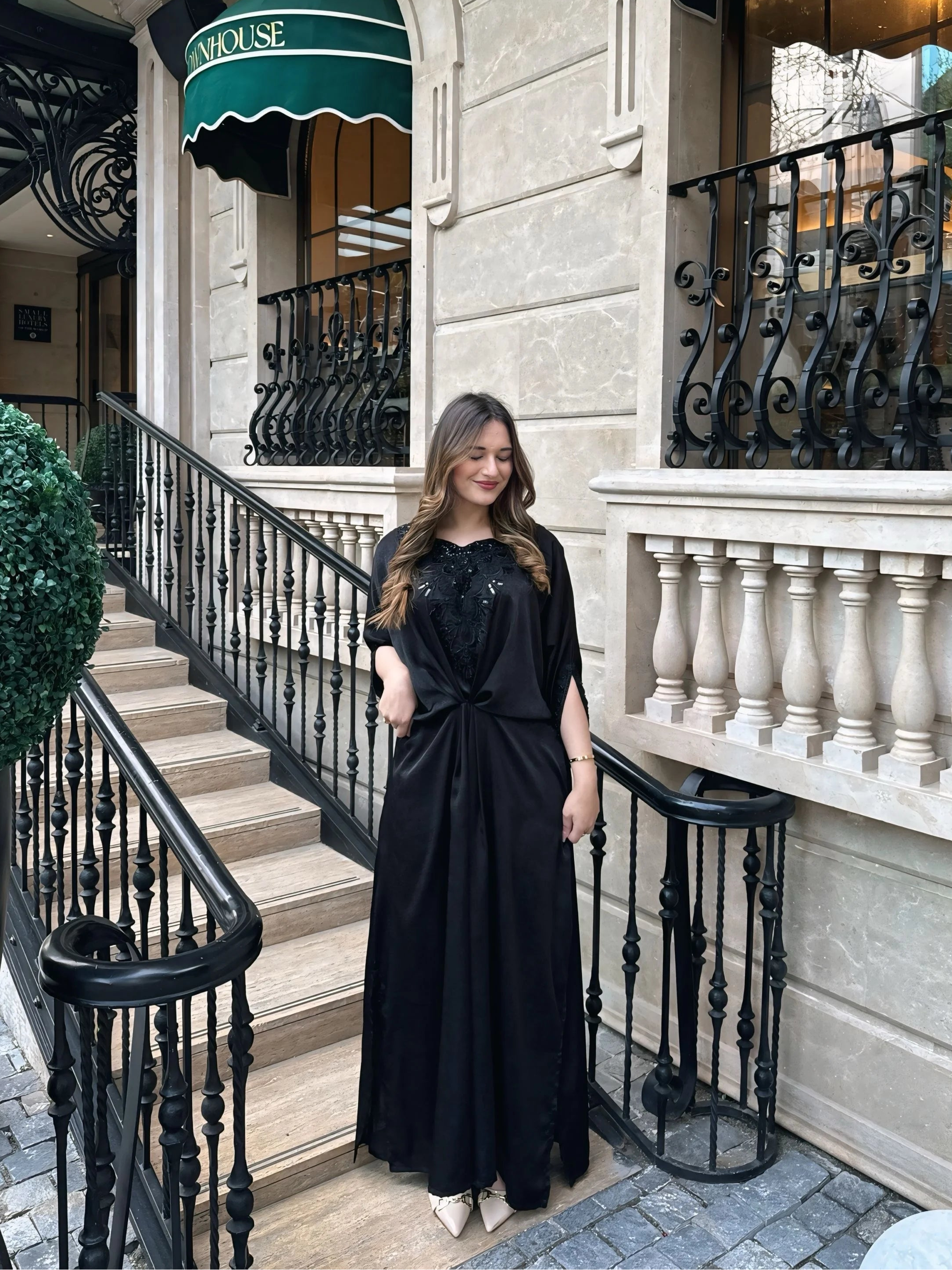 Mataish Siyah noor kaftan