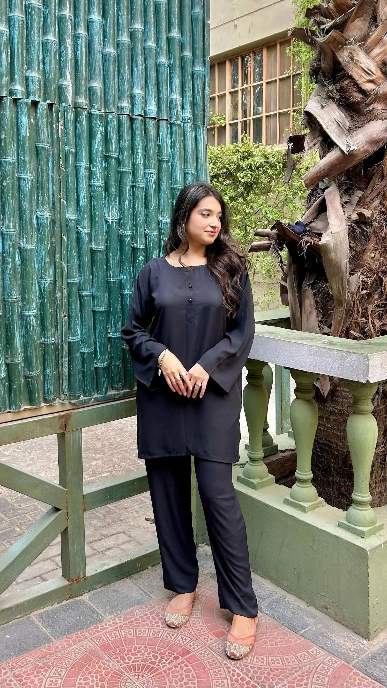 Black Modest Cord-Set – Mataish