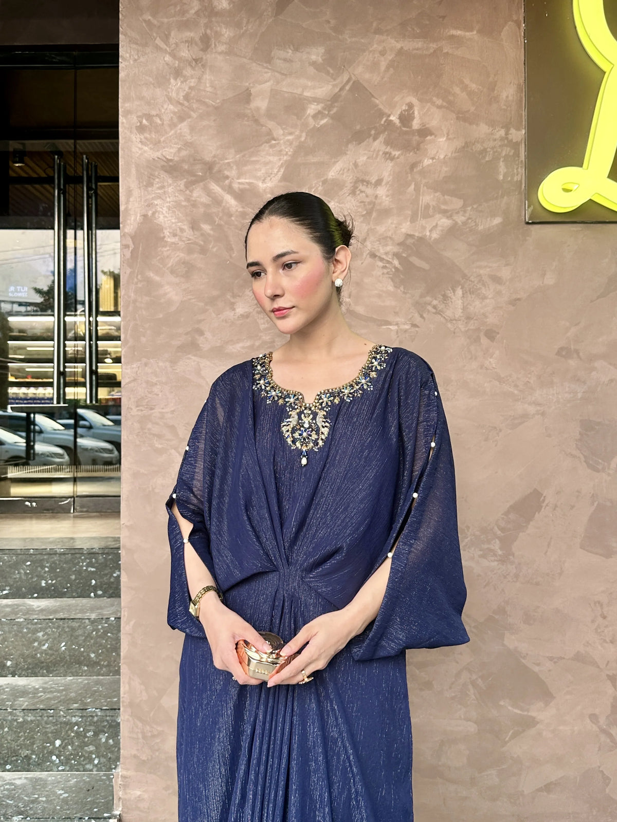 Mora Kaftan