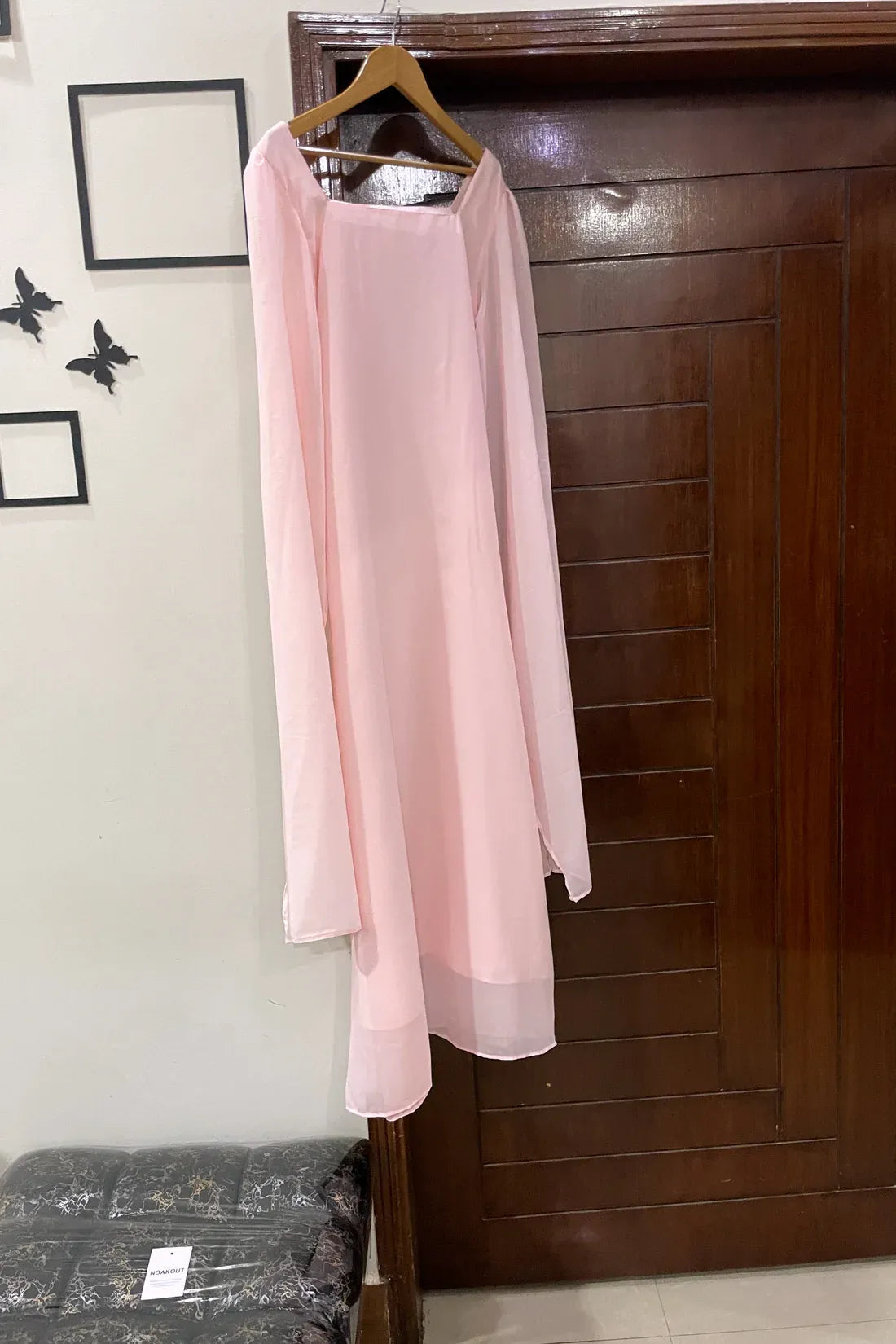 STATEMENT SLEEVES DRESS