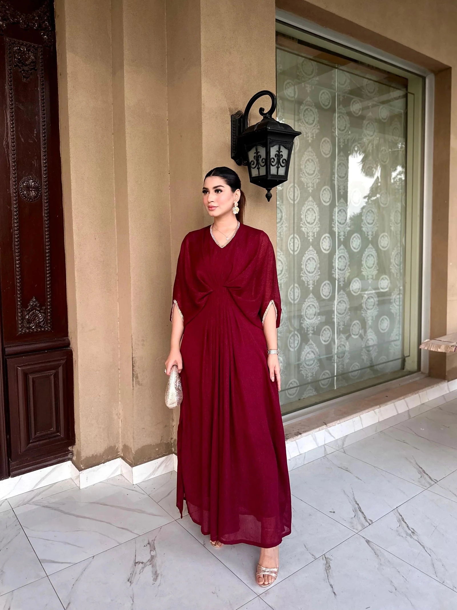 Maroon Kaftan - Mataish