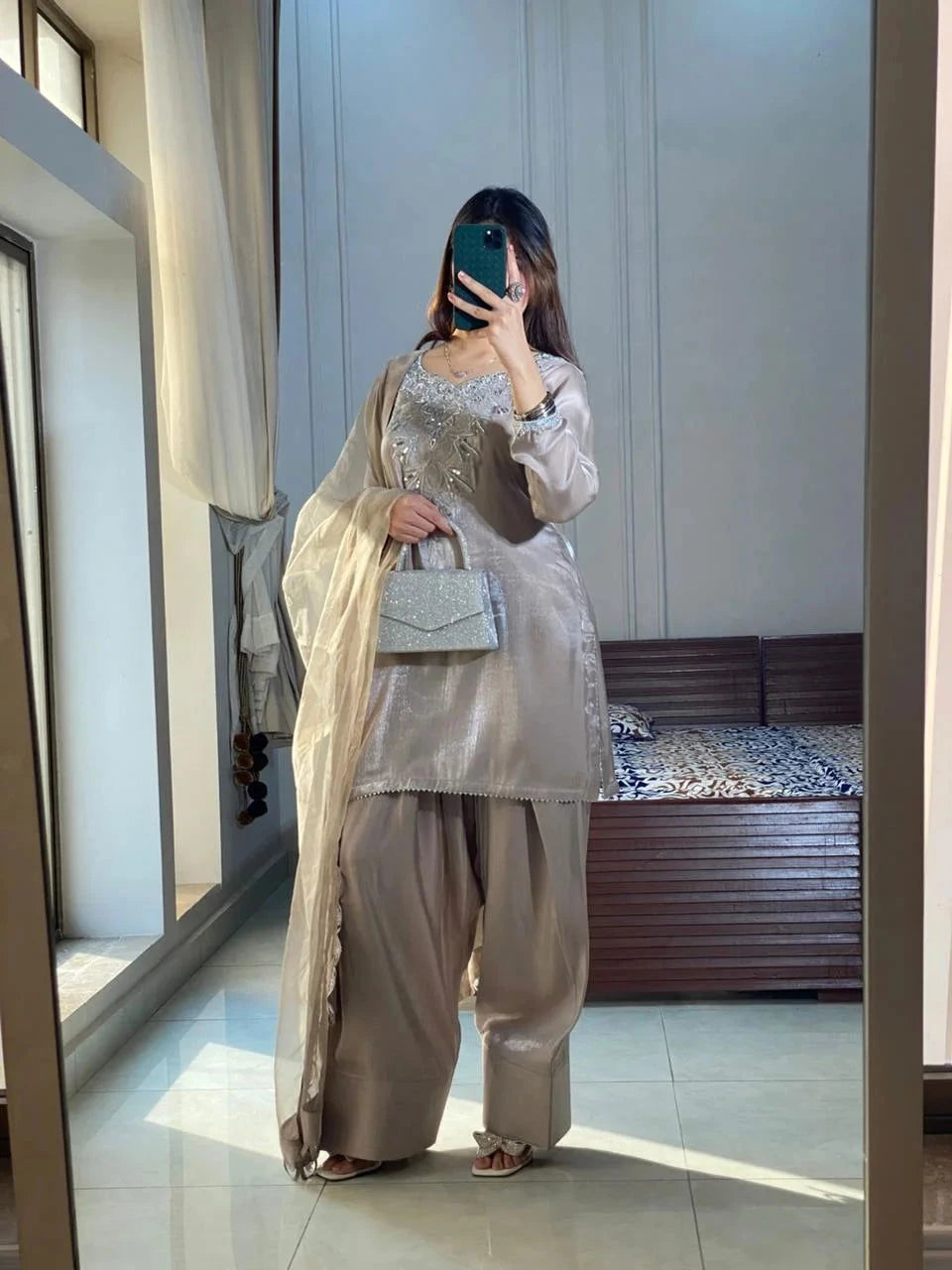 Noor-e-Farshi - Mataish