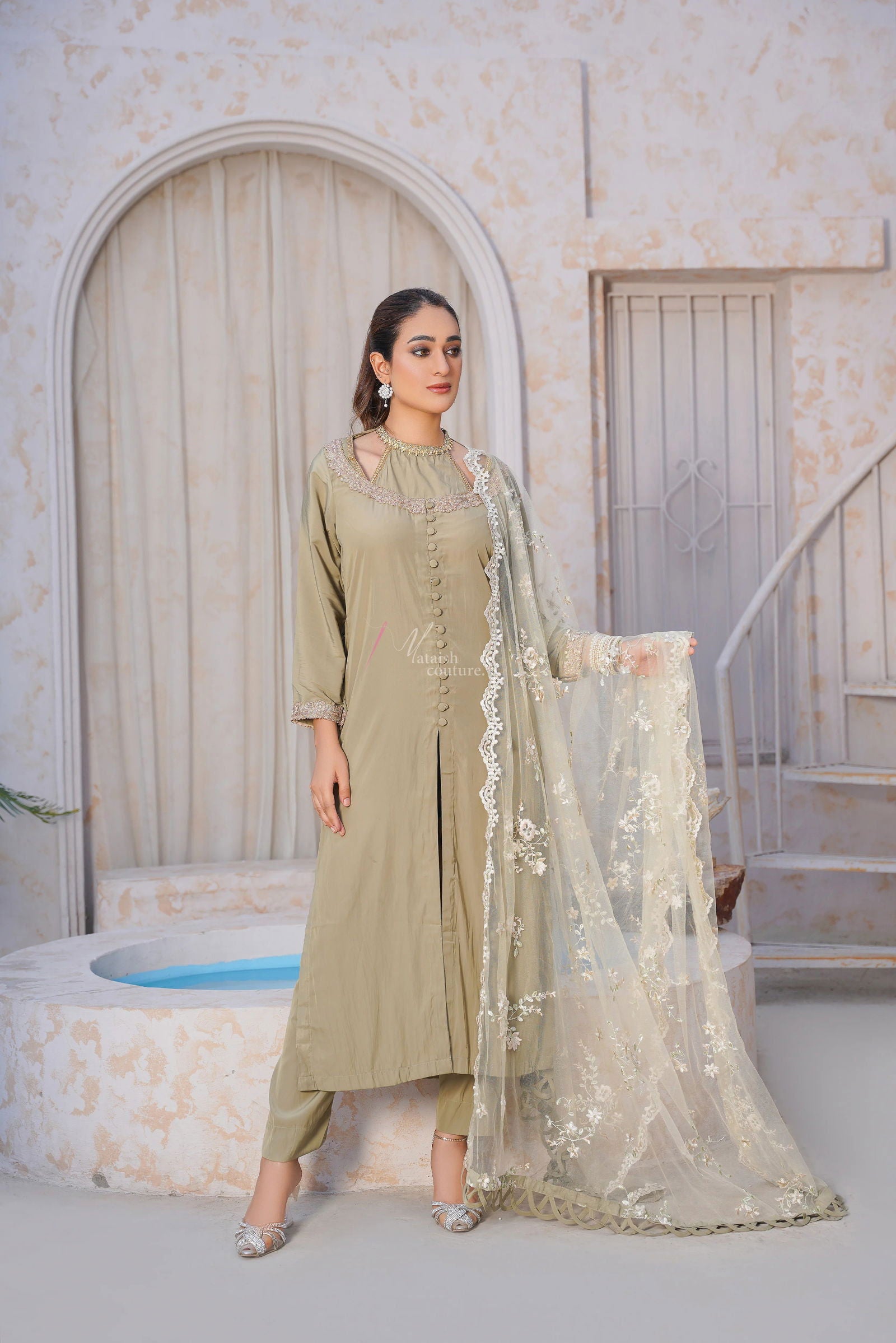 Olive Trendy Dress - Mataish