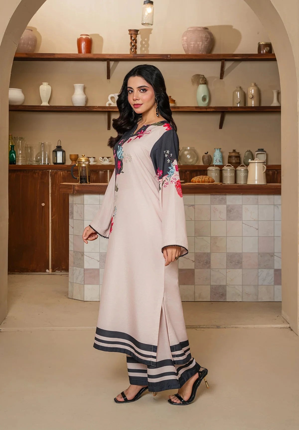 Striped floral long suit - Mataish